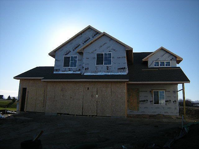 1st image of 148 Gambrelle Ct