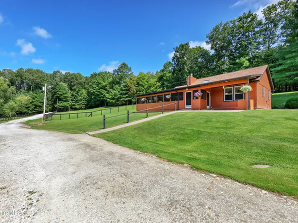 88 Hillside Ln, Sheffield, MA 01257