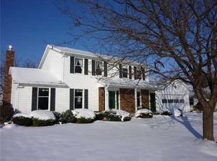 100 Clearwater Cir, Rochester, NY 14612