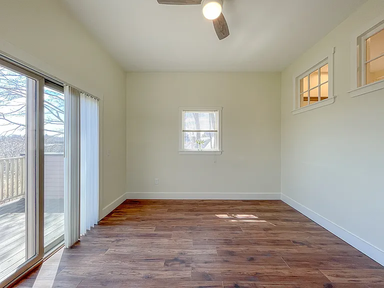 300 Preble St #R — Photo 36