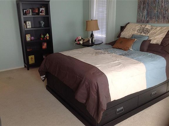 4th image of 2216 Stonepark Pl