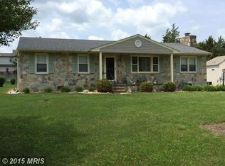 921 Eastern View Dr, Fredericksburg, VA 22405