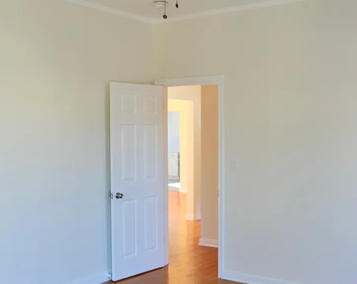 1239 S Hudson Ave #1239 — Photo 9