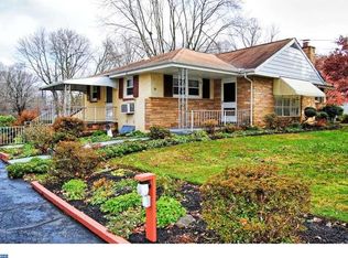 577 Byberry Rd, Huntingdon Valley, PA 19006