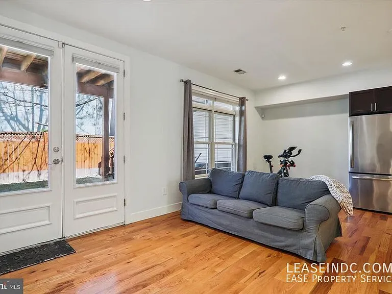 515 N St NW #2 — Photo 9