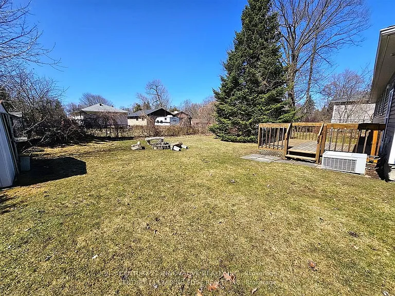 350 The Queensway S #MAIN — Photo 19