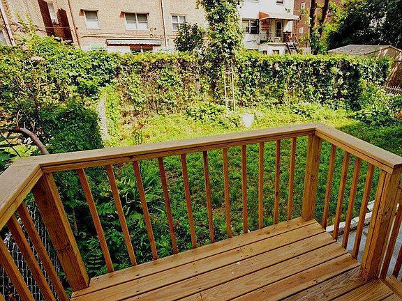 3rd image of 3091 44th St APT 1R