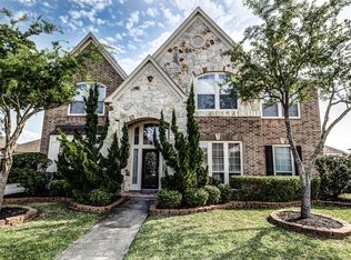 631 Laughing Gull Ln, Texas City, TX 77590