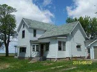 1416 Cemetery Rd, Clinton, IL 61727