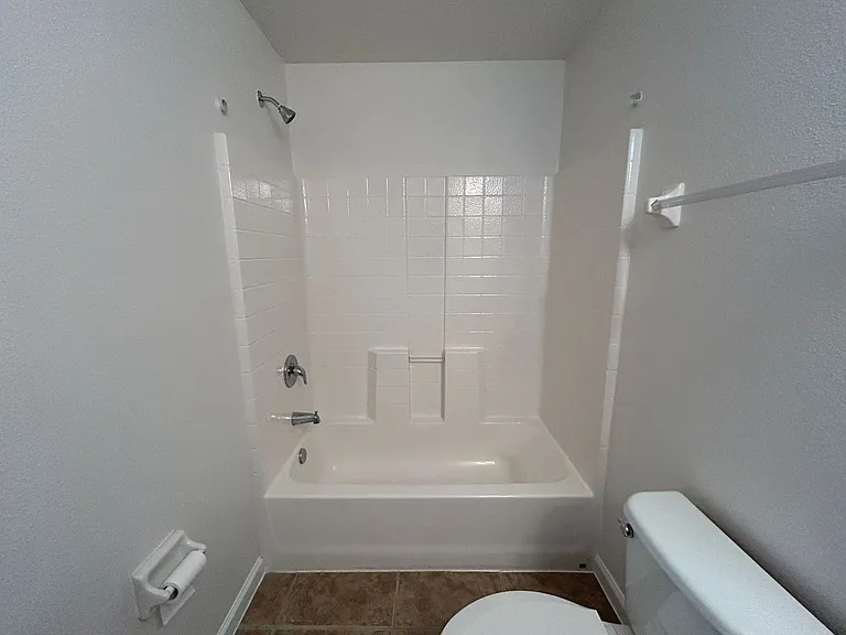 2700 Revolution St #103 — Photo 39