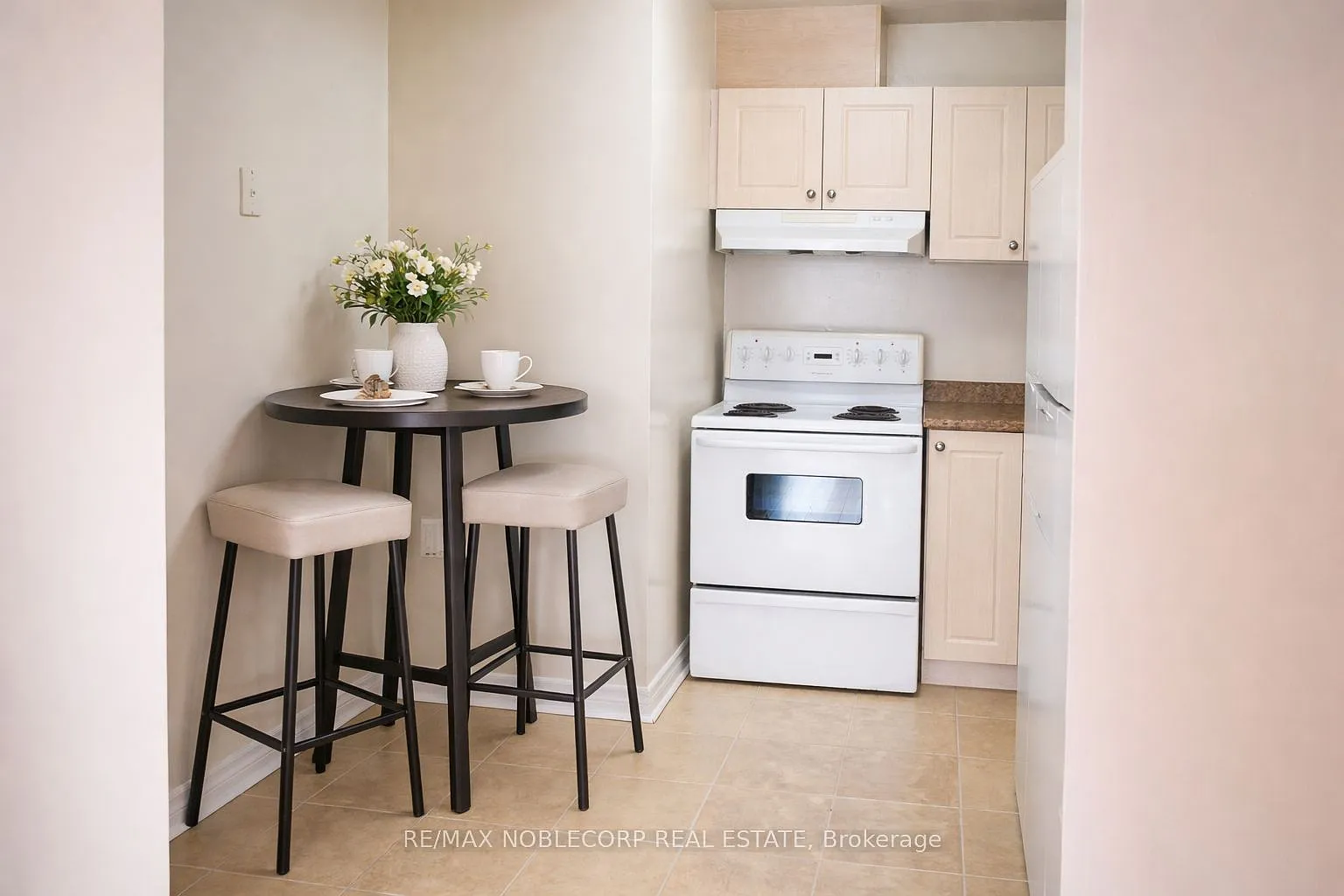 1 bed, $1,600 — Photo 3