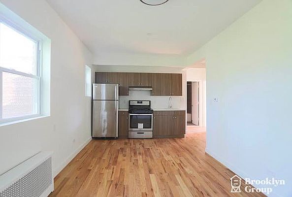 2nd image of 459 Commonwealth Ave #1