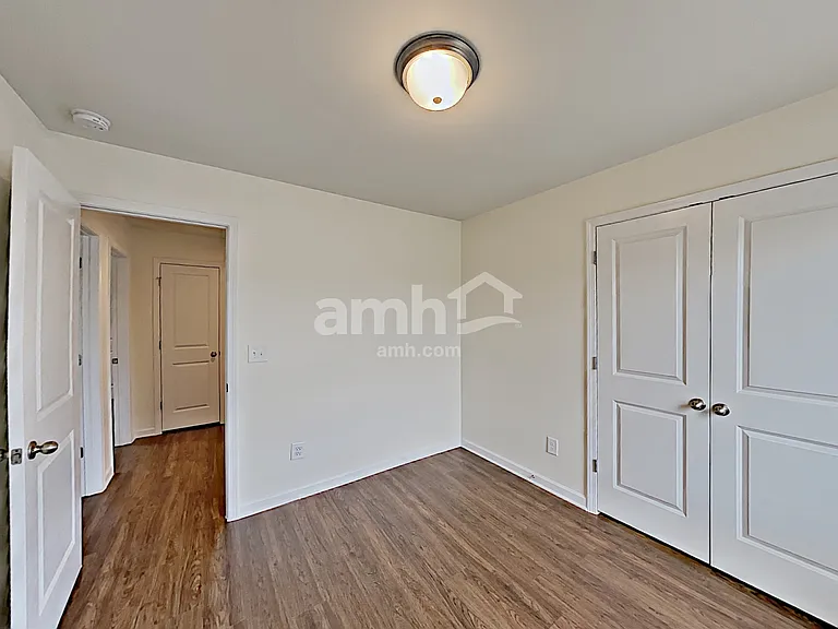 693 Woodall Rd — Photo 11