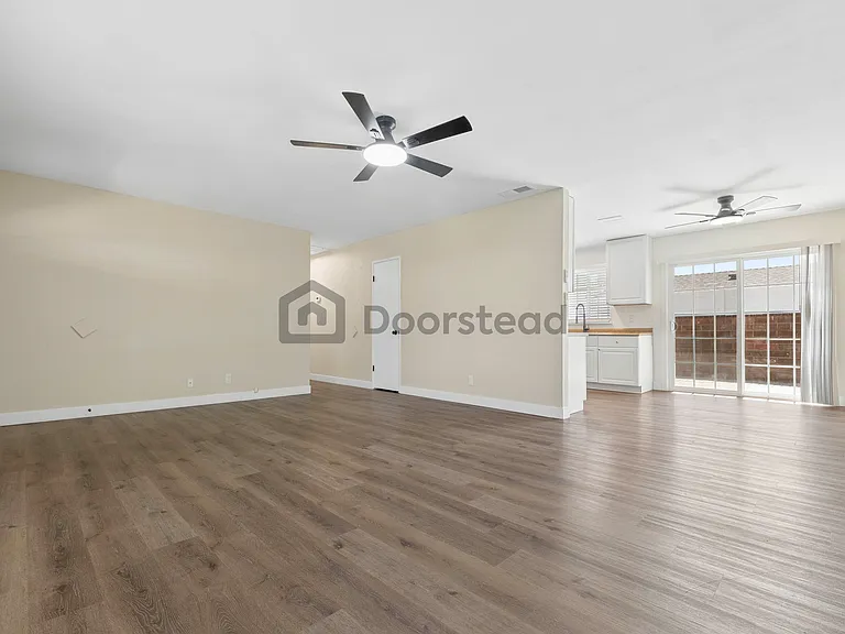 15153 Joy St #B — Photo 4