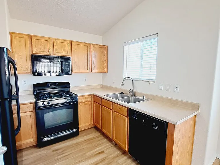 491 Blue Sage Ave SW — Photo 9