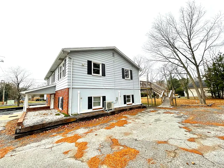 1200 Emerson Ave #C — Photo 7