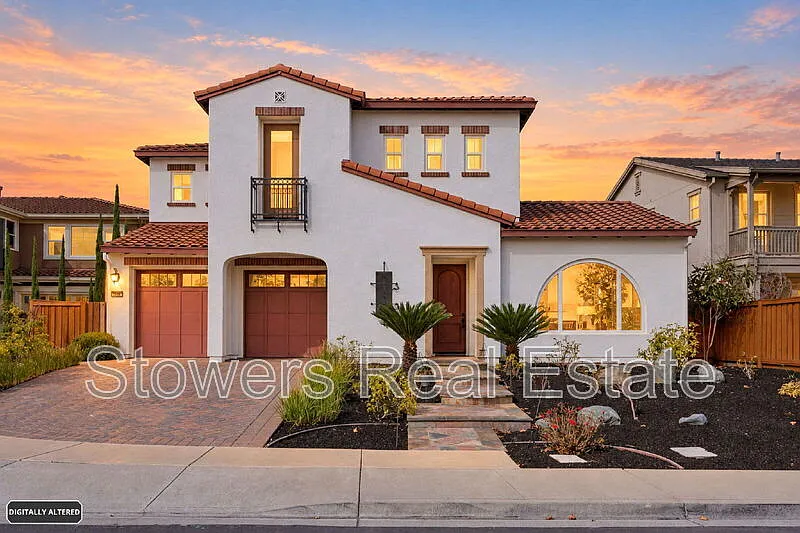 310 La Spezia Ct