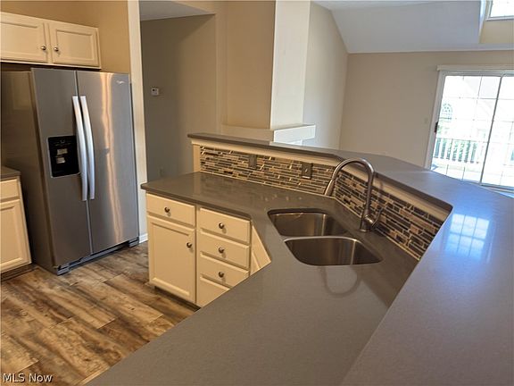 4th image of 23413 Grist Mill Ct #4