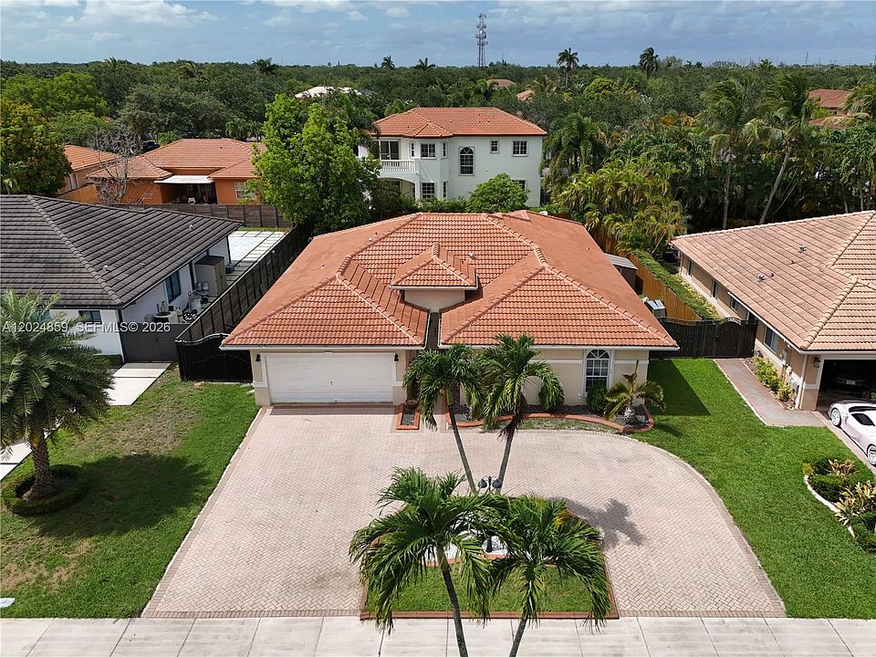 1st image of 7831 NW 160th Ter