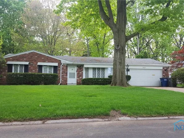 4407 Rose Garden Dr, Toledo, OH 43623