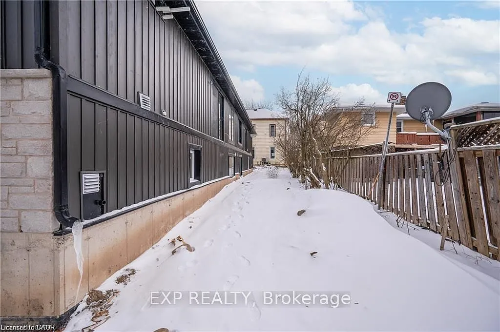 2 bed, $2,300 — Photo 3