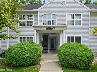 12372 Saint Andrews Way, Fenton, MI 48430