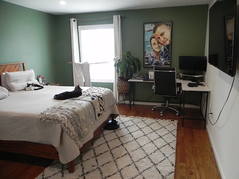 10 Adamson Ave #B — Photo 8