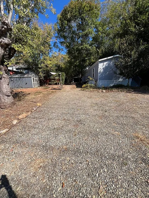 2 bed, 2.0 bath, $1,695 — Photo 2