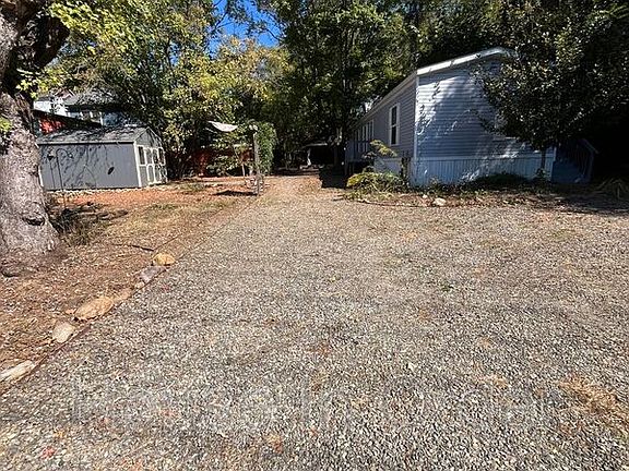2nd image of 1037 Riverside Dr