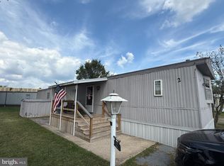 2 Caravan Ct, Middletown, PA 17057