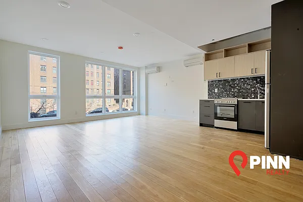 Rented by Pinn Realty | media 2