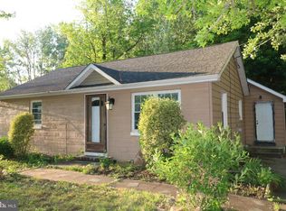 221 Hendrickson Mill Rd, Logan Township, NJ 08085