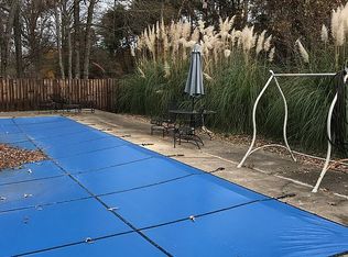 7 Robertson Rd, Taylors, SC 29687