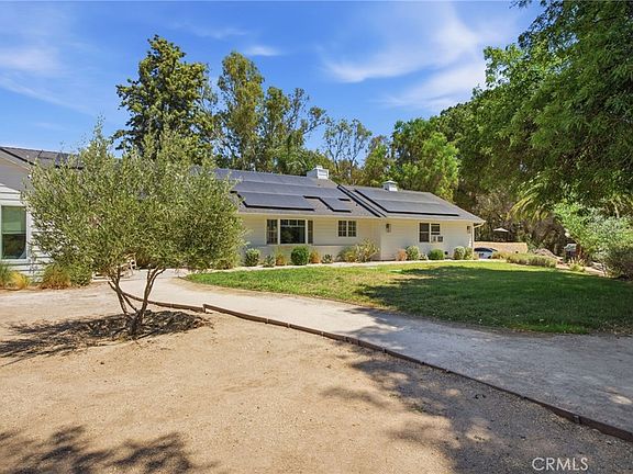 3rd image of 37434 Glenoaks Rd