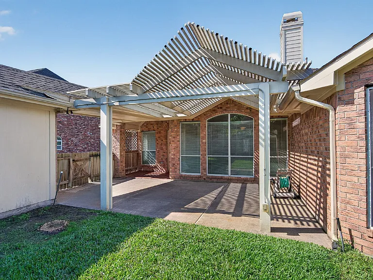 3918 Abbeywood Dr — Photo 30