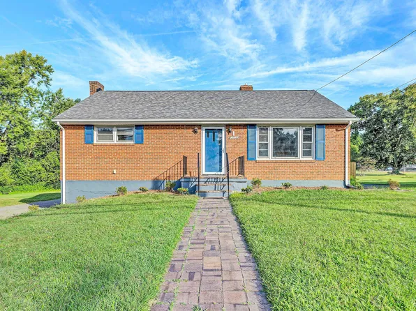 3725 Colonial Ave, Roanoke, VA 24018