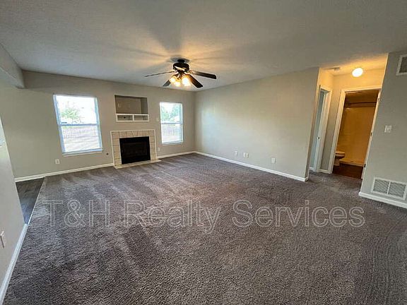 3rd image of 1271 Constitution Dr