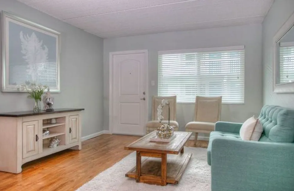 Bayside Villas Apartments — Photo 4