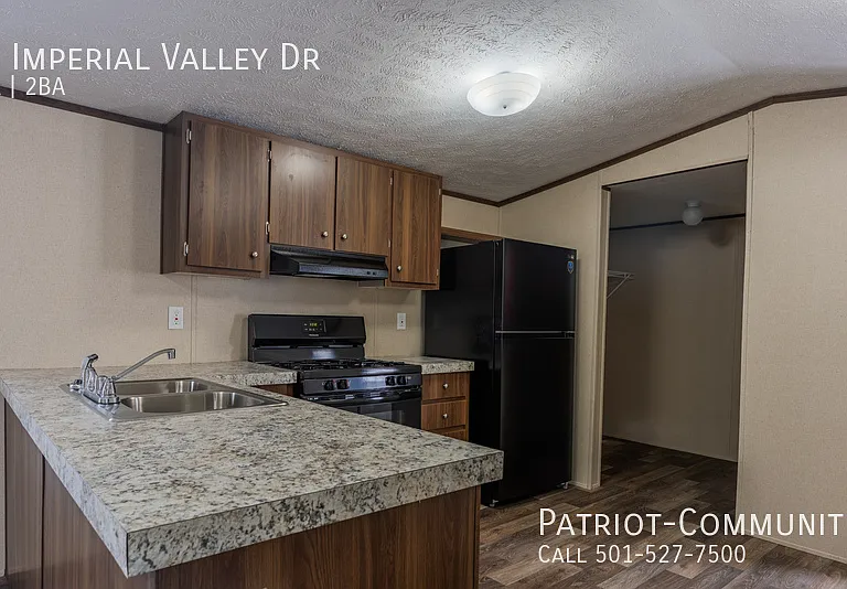 20 Imperial Valley Dr — Photo 6