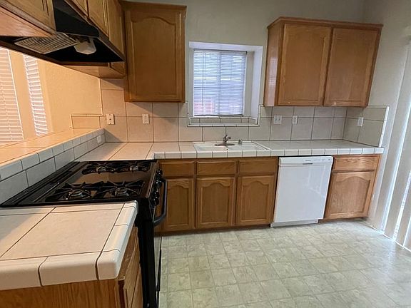 4th image of 748-760 Jana Way #760D