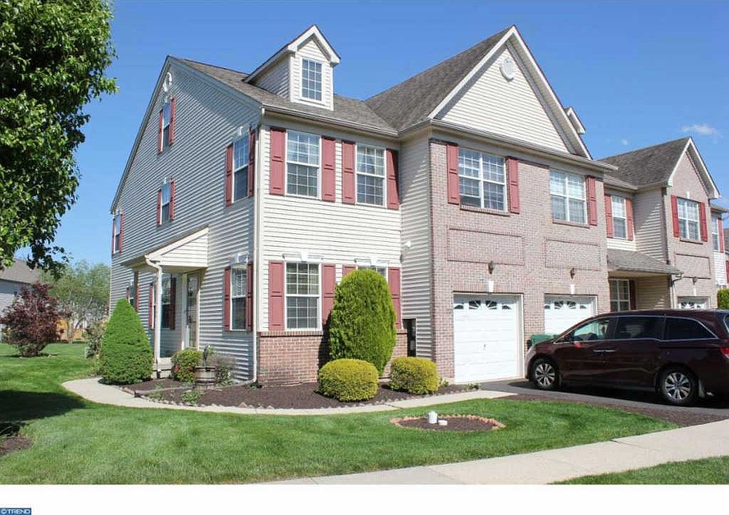 221 Larkspur Ln, Hatfield, PA 19440 Zillow