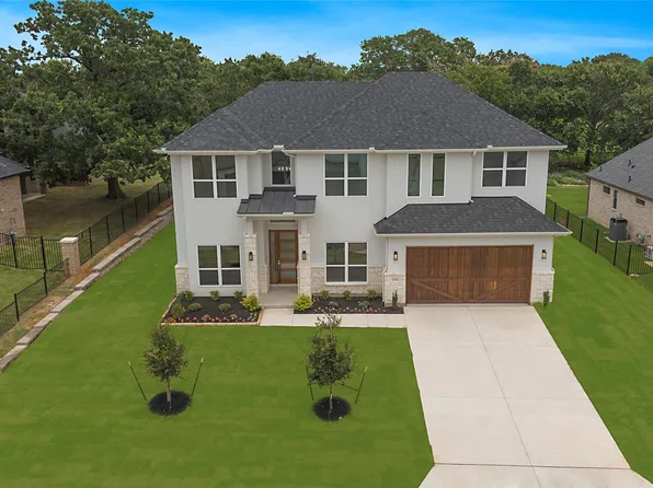104 Noble Oak Ct, Lake Dallas, TX 75065