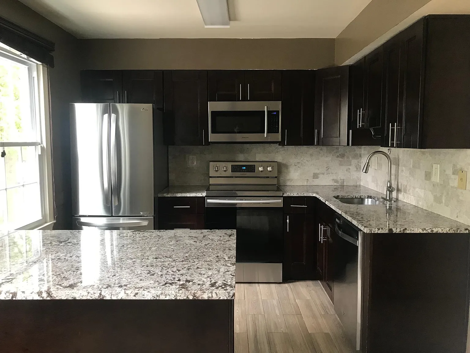 4 bed, 1680 sqft, $2,850 — Photo 3