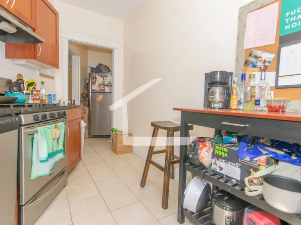 1328 Commonwealth Ave #4B, Allston, MA 02134