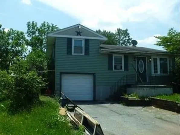 1036 Allen Rd, Birdsboro, PA 19508
