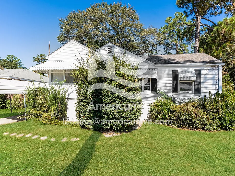 3054 Somerset Dr