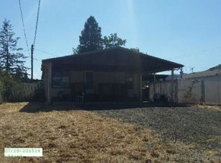 224 I St, Riddle, OR 97469