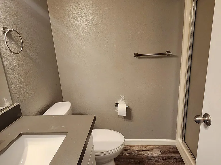 3721 Hoyt Ave #203 — Photo 10