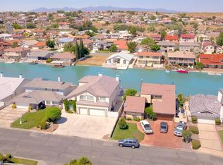 18088 Mariner Dr, Victorville, CA 92395