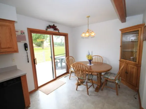 6846 N Town Line Rd, Lannon, WI 53046